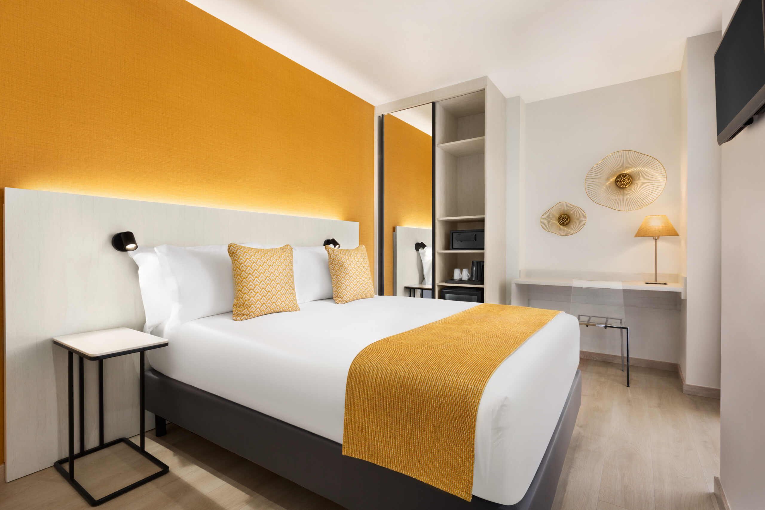 Ramada Resort by Wyndham Puerto de Mazarron - Double Bed, Deluxe Room, Mountain View - 1508165
